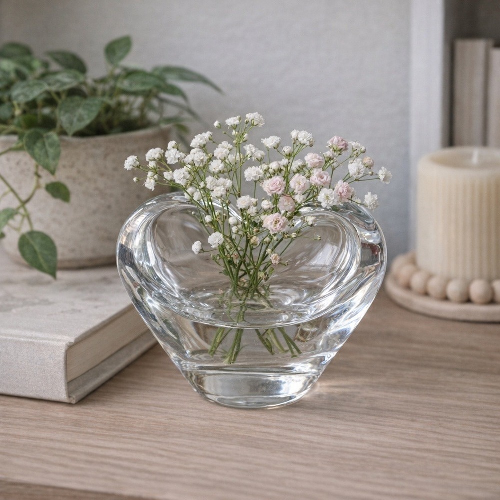 Rosenthal Clear Heart Vase Made in Germany 4 inch‎